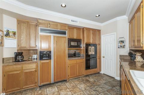 406 Hickoryhill Dr, Encinitas, CA 92024 photo 7