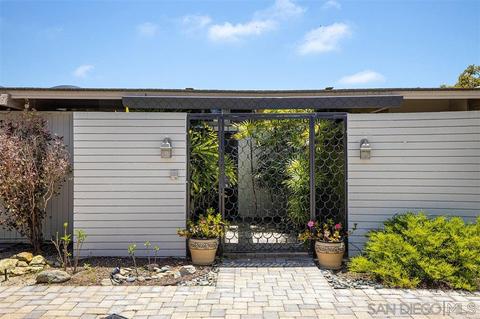 1455 Cottontail Ln, La Jolla, CA 92037 photo 3