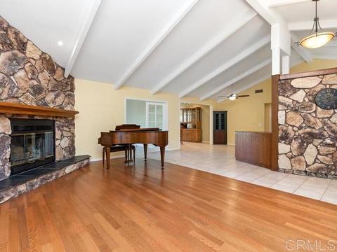 965 Morro Rd, Fallbrook, CA 92028 photo 4