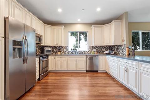 1307 Ramona Ave, Spring Valley, CA 91977 photo 8