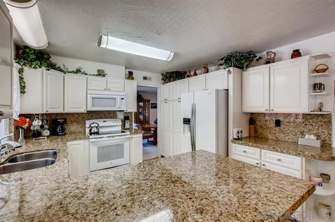 357 Mainsail Rd, Oceanside, CA 92054 photo 9