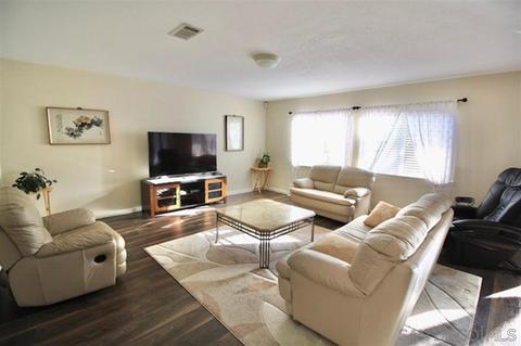 1013 Longfellow Ct, Oceanside, CA 92057 photo 2