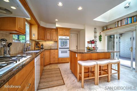 111 Vallarta, Solana Beach, CA 92075 photo 6