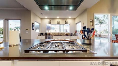 4670 Sunburst Rd, Carlsbad, CA 92008 photo 15