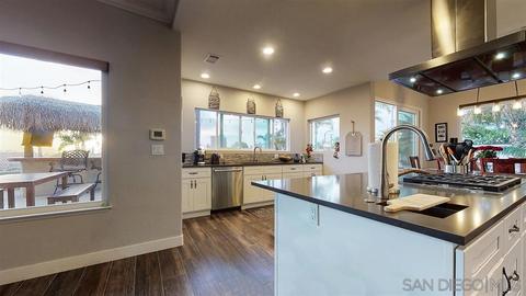4670 Sunburst Rd, Carlsbad, CA 92008 photo 8
