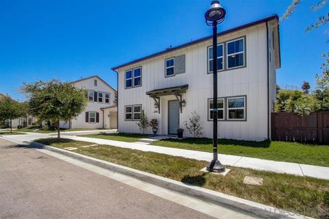 2746 Overlook Point Dr, Escondido, CA 92029 photo 2