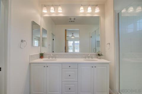 2746 Overlook Point Dr, Escondido, CA 92029 photo 13