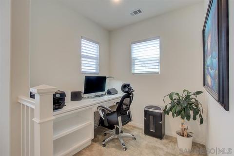 2746 Overlook Point Dr, Escondido, CA 92029 photo 9
