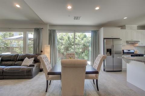 2746 Overlook Point Dr, Escondido, CA 92029 photo 8