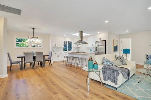 8261 Pasadena Ave, La Mesa, CA 91941 photo 2