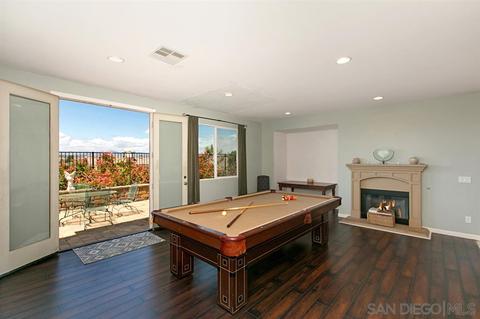 1013 Sundial, Oceanside, CA 92057 photo 3