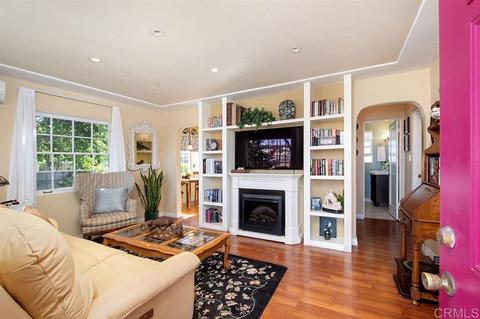 8321 Finley Ave, La Mesa, CA 91941 photo 4