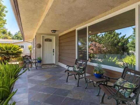 727 Suzanne Ln, Escondido, CA 92026 photo 3