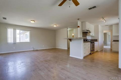 2015 Sunset Dr, Escondido, CA 92025 photo 11