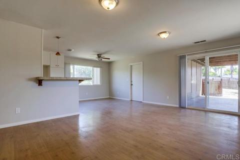 2015 Sunset Dr, Escondido, CA 92025 photo 13