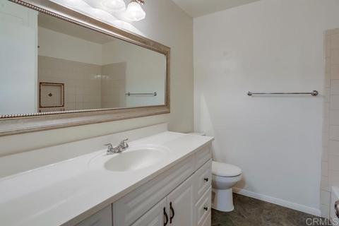2015 Sunset Dr, Escondido, CA 92025 photo 22