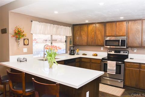 12530 Jackson Hill Ln, El Cajon, CA 92021 photo 5