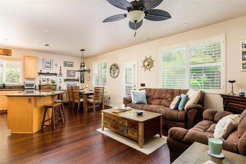 8768 Glen Vista Way, Santee, CA 92071 photo 4