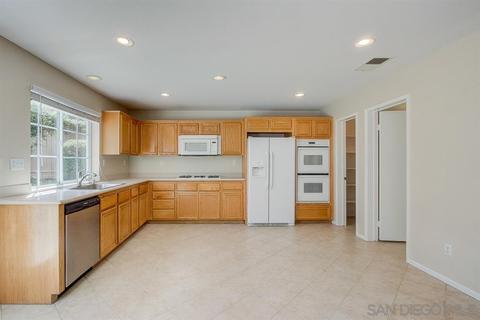 4235 Alta Vista Ct, Oceanside, CA 92057 photo 7