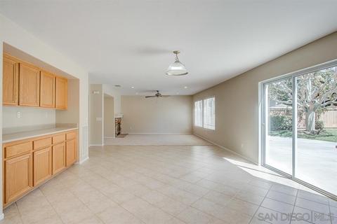 4235 Alta Vista Ct, Oceanside, CA 92057 photo 6