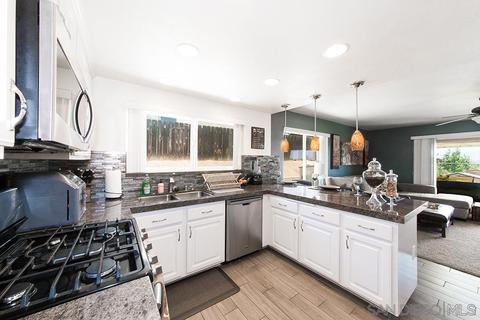 1833 Lavala Ln, El Cajon, CA 92021 photo 2