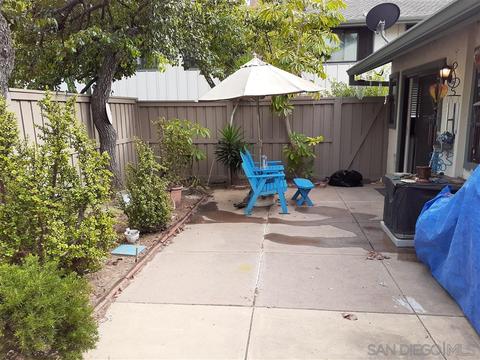 8203 Caminito Modena, La Jolla, CA 92037 photo 17