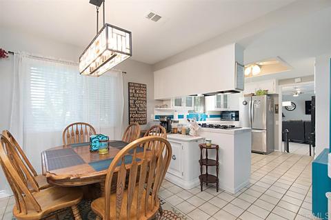238 E Kalmia St, Fallbrook, CA 92028 photo 11