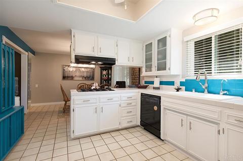 238 E Kalmia St, Fallbrook, CA 92028 photo 13