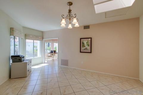 4977 Lerkas Way, Oceanside, CA 92056 photo 3