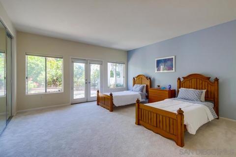 4977 Lerkas Way, Oceanside, CA 92056 photo 11
