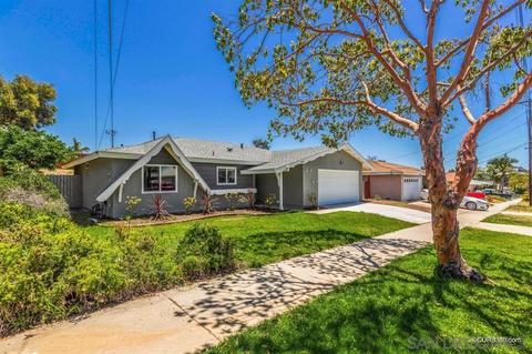 142 Edgewood Dr, Oceanside, CA 92054 photo 2