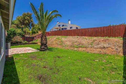 142 Edgewood Dr, Oceanside, CA 92054 photo 20