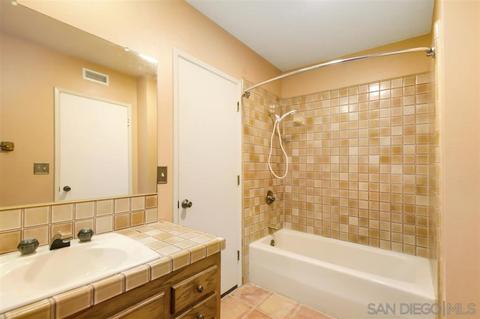 12124 Rockstream Rd, Lakeside, CA 92040 photo 18