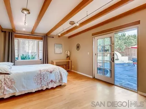 1114 Skylark Dr, La Jolla, CA 92037 photo 11