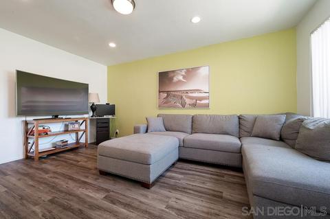 10560 Kerrigan Ct, Santee, CA 92071 photo 4
