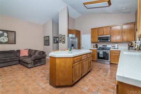 1791 Wolverine Way, Vista, CA 92084 photo 12