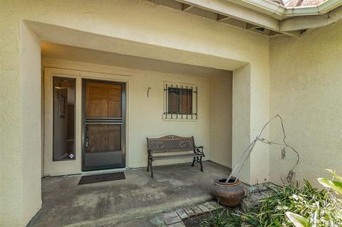 1791 Wolverine Way, Vista, CA 92084 photo 4