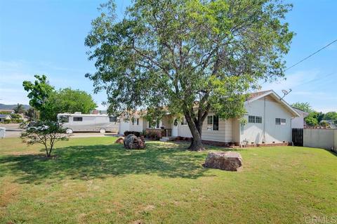 706 Bennett Ave, Escondido, CA 92026 photo 1