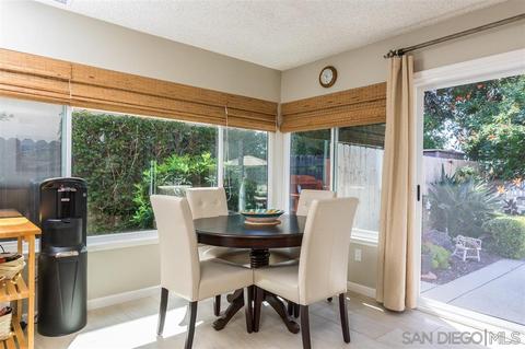 1384 Valencia Loop, Chula Vista, CA 91910 photo 6
