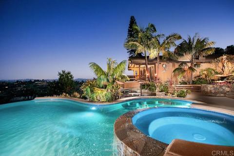 755 Hawks View Way, Fallbrook, CA 92028 photo 2