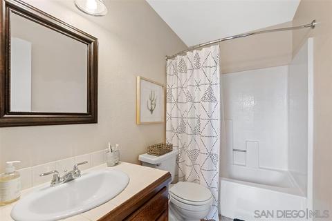 5673 Raintree Way, Oceanside, CA 92057 photo 15