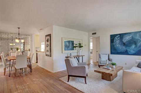 655 Gravilla Pl, La Jolla, CA 92037 photo 5