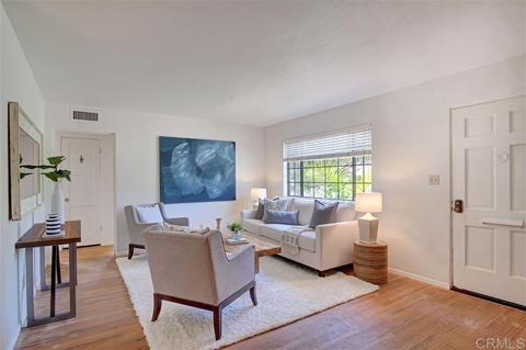 655 Gravilla Pl, La Jolla, CA 92037 photo 4