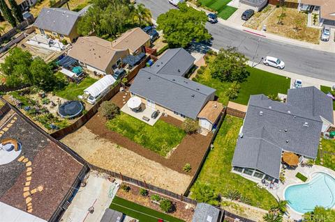 719 Butterfield Rd, Oceanside, CA 92057 photo 5
