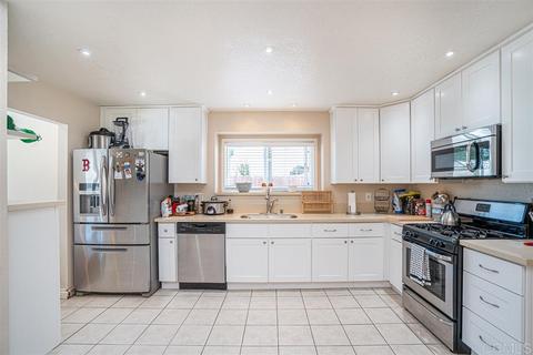 719 Butterfield Rd, Oceanside, CA 92057 photo 15