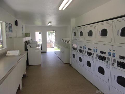 432 Edgehill Ln #18, Oceanside, CA 92054 photo 13