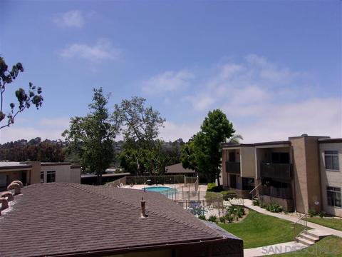 432 Edgehill Ln #18, Oceanside, CA 92054 photo 3