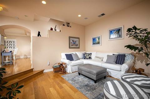 552 Arenas St, La Jolla, CA 92037 photo 4