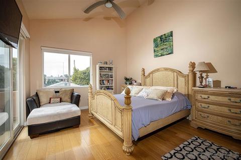 552 Arenas St, La Jolla, CA 92037 photo 14