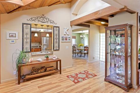 1082 Beverly Dr, Vista, CA 92084 photo 18
